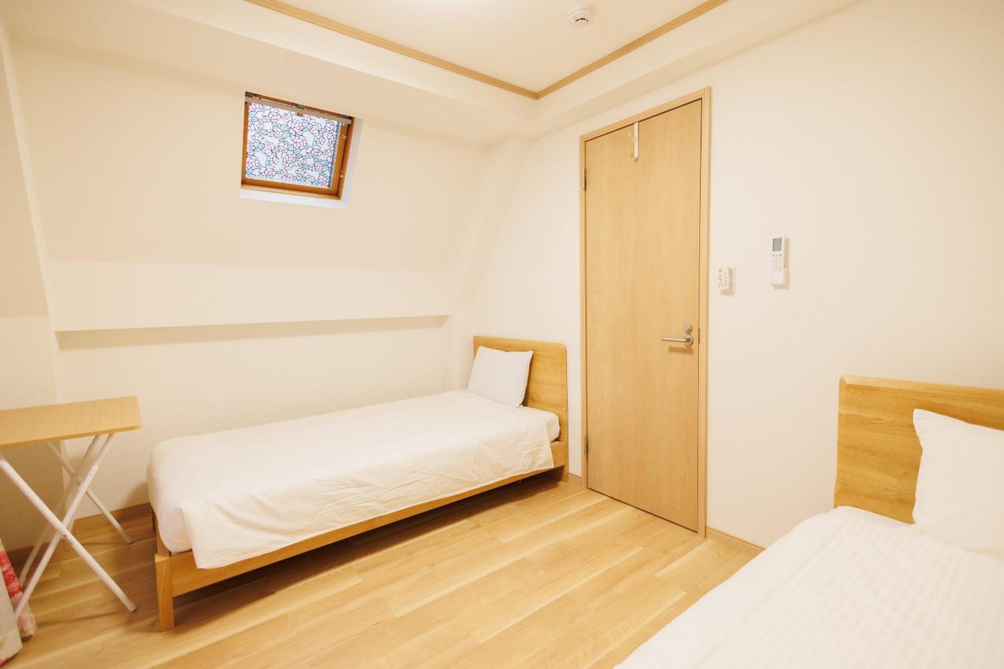 Hotaku Hotel Akihabara Tokyo Exterior photo